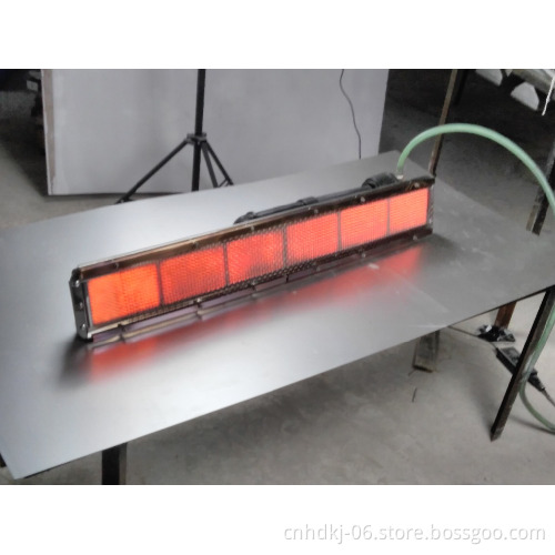 High intensity replaceable infrared ceramic gas heaters for thermoforming machine